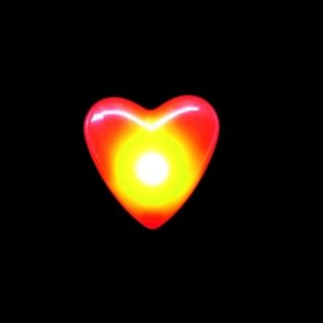 Rotes blinkendes LED-Herz-Badge 3,5 cm