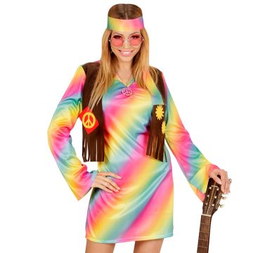 Hippiekleid mit Fransenweste und Stirnband