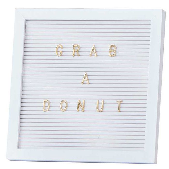 Buchstabentafel in Weiß & Gold - 25 x 25 cm