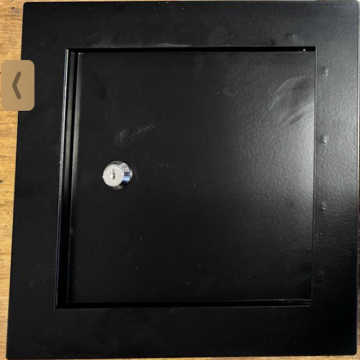 Kleine Tür für Boxmaschine