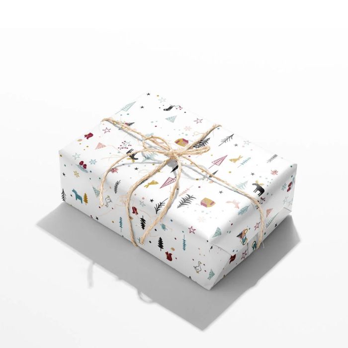 Geschenkpapier in Weiß mit Weihnachtsmotiven - 1000x70 cm