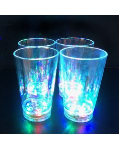 Plastikbecher mit LED-Licht - 340 ml