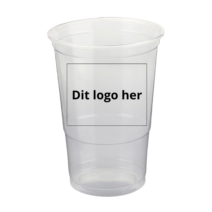 0,4 liter plastikkrus 800x med logo