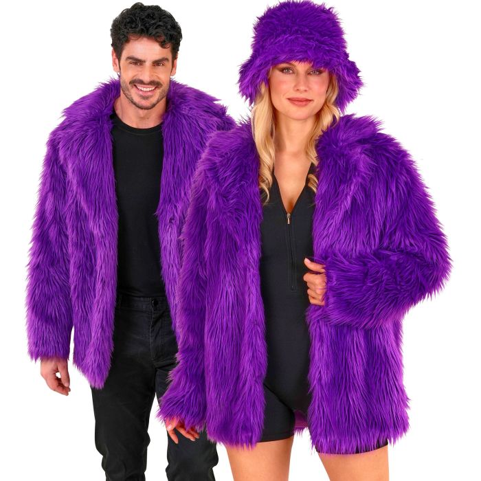 Lila Pelzjacke für glamouröse Disco-Party