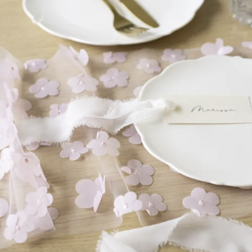 Tischläufer mit rosafarbenen Blumen - 5 Meter